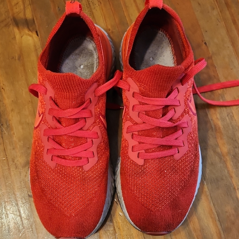 3/$20 Nike Epic React Athletic Shoes - Picture 4 of 6